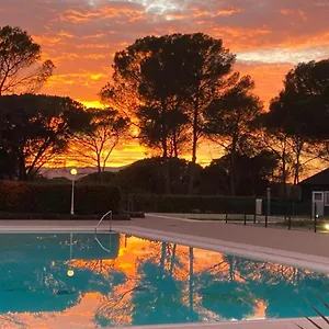 Superbe Au Soleil , Saint-Raphaël France