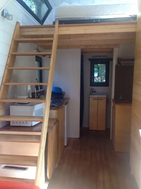 Holiday home Village Insolite Tiny Saint-Benoit-des-Ondes